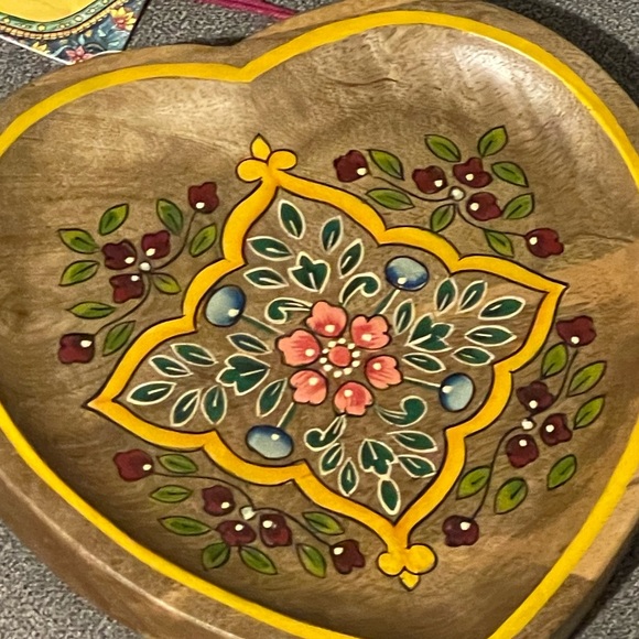 Jaipur in Bloom Handpainted Heart Made in Indian NWT - Picture 6 of 7